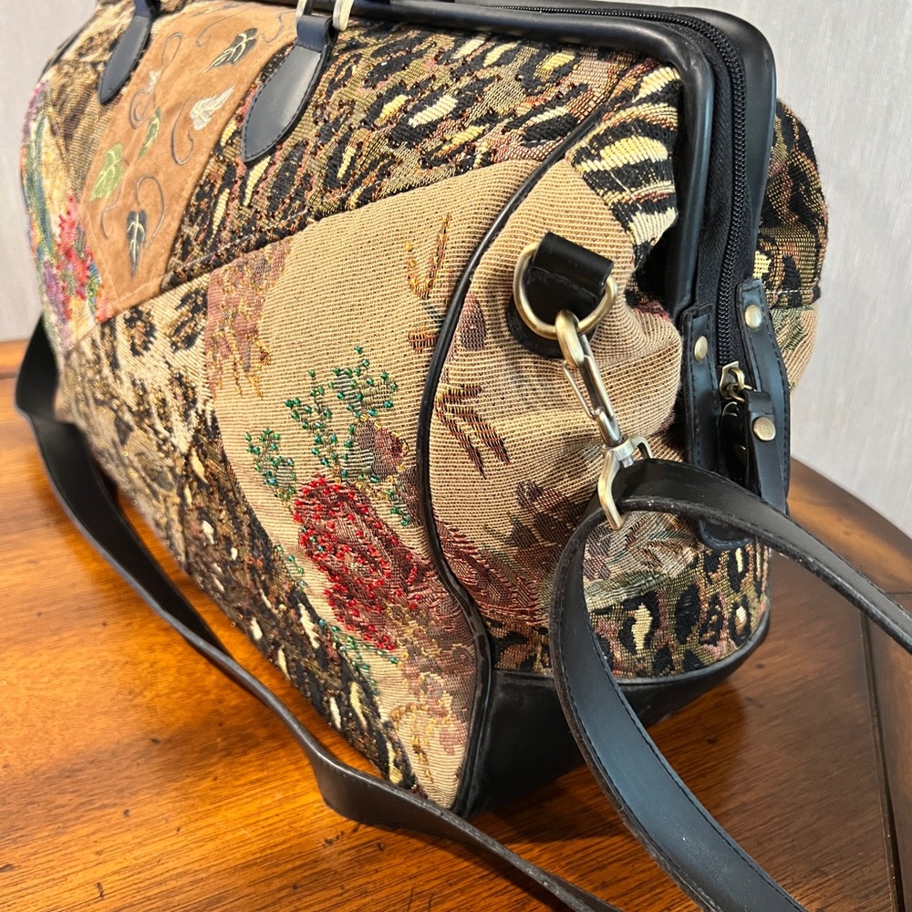 Bueno Multicolor Patchwork Shoulder Bag - image 4